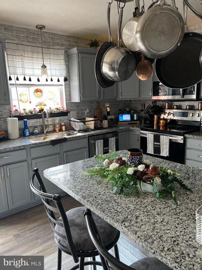 102 Zephyr Ln, Townhouse with 3 bedrooms, 2 bathrooms and null parking in WINCHESTER VA | Image 15