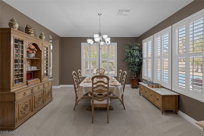 Large Formal Dining Room | Image 13
