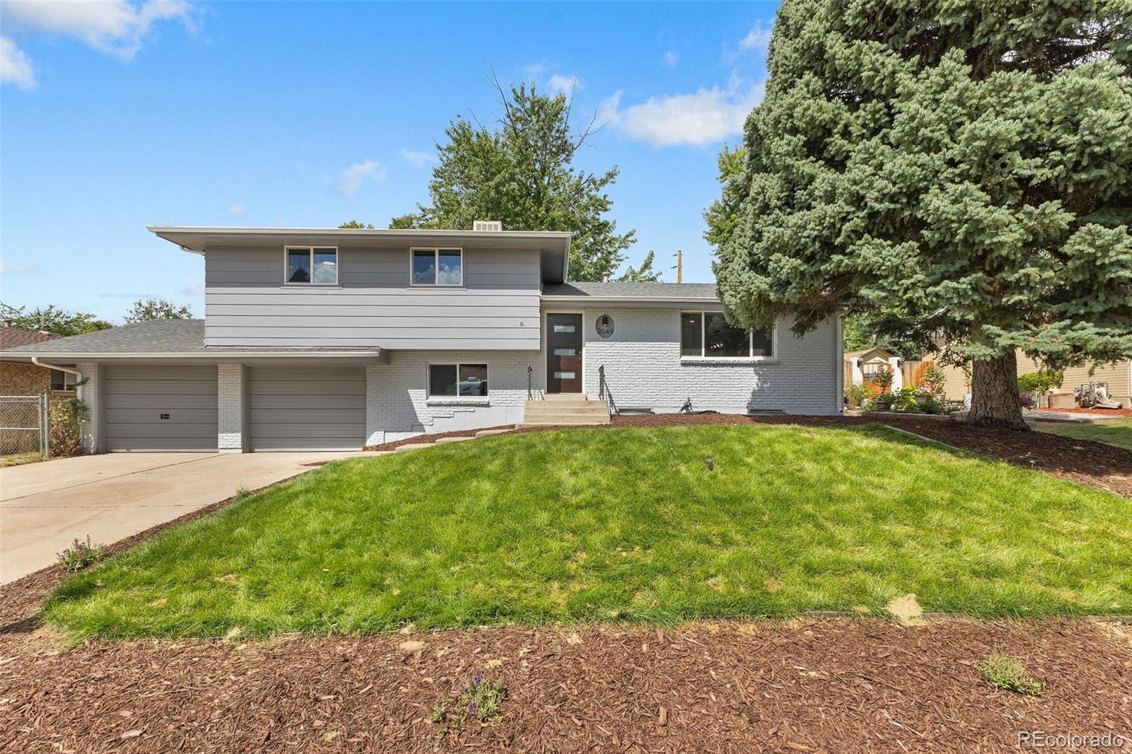 Zephyr Ct, Lakewood, CO 80227