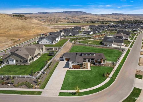7786 W Diamond Lake Dr, Boise, ID, 83714-2642 | Card Image