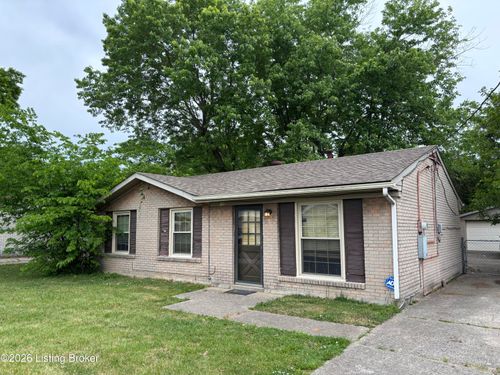135 Outer Loop, Louisville, KY, 40214 | Card Image