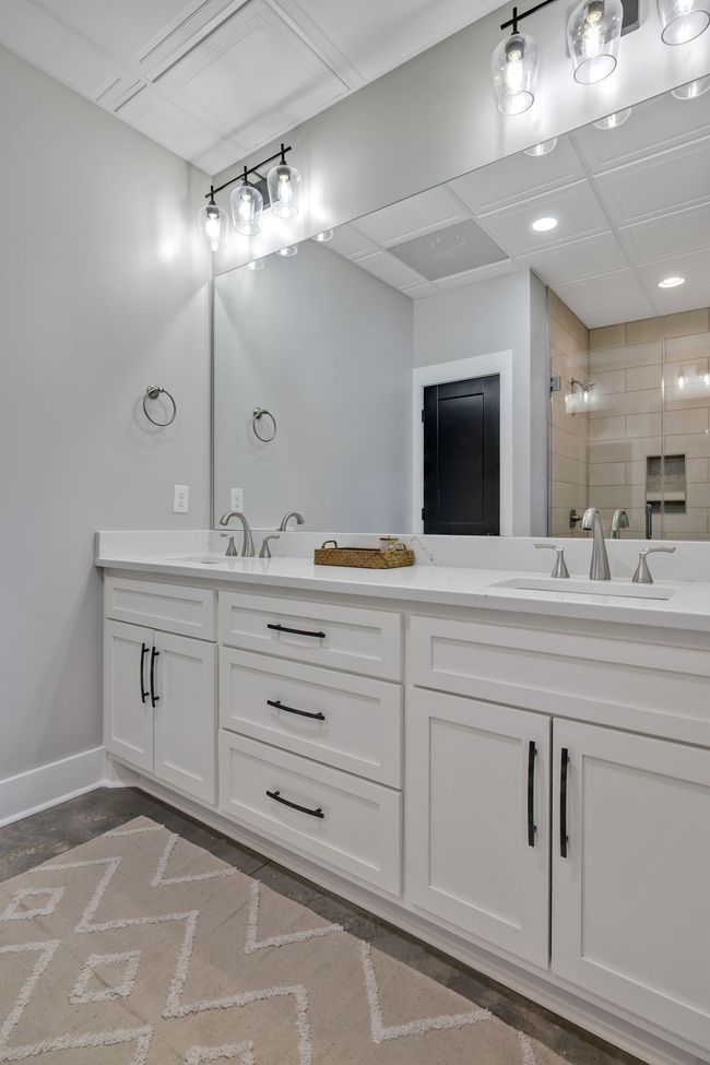 337 Lake Court Dr, House other with 5 bedrooms, 5 bathrooms and 2 parking in Lynchburg TN | Image 44
