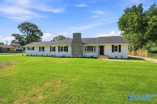 1006 E Forrest Street, Athens, AL, 35611 | Card Image