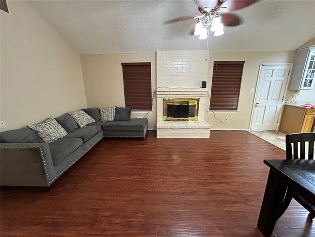 3614 Drawbridge Dr, House other with 3 bedrooms, 2 bathrooms and 2 parking in Humble TX | Image 4