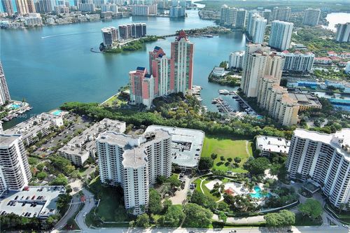 lp06-3300 Ne 192nd St, Aventura, FL, 33180-2427 | Card Image