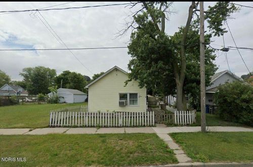1601 Airline Avenue, Toledo, OH, 43609 | Card Image