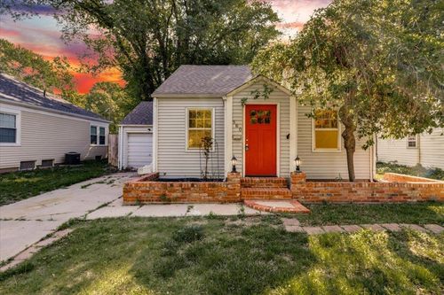 560 S Yale, Wichita, KS, 67218 | Card Image