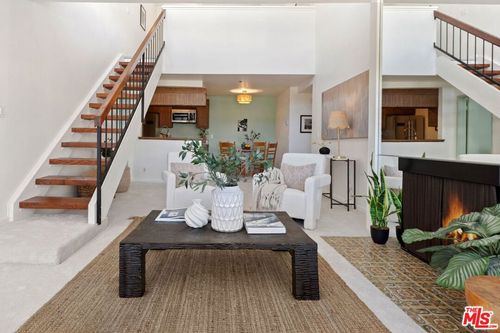 unit-63-625 Esplanade, Redondo Beach, CA, 90277-4183 | Card Image