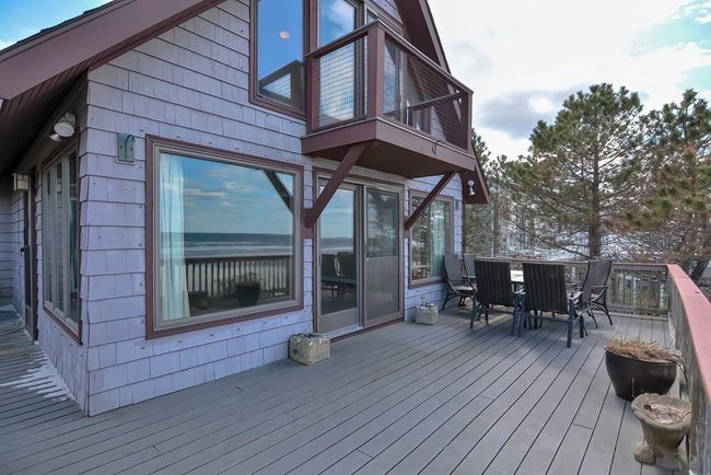 18 Bungalow Rd, House other with 5 bedrooms, 3 bathrooms and 4 parking in Gloucester MA | Image 13