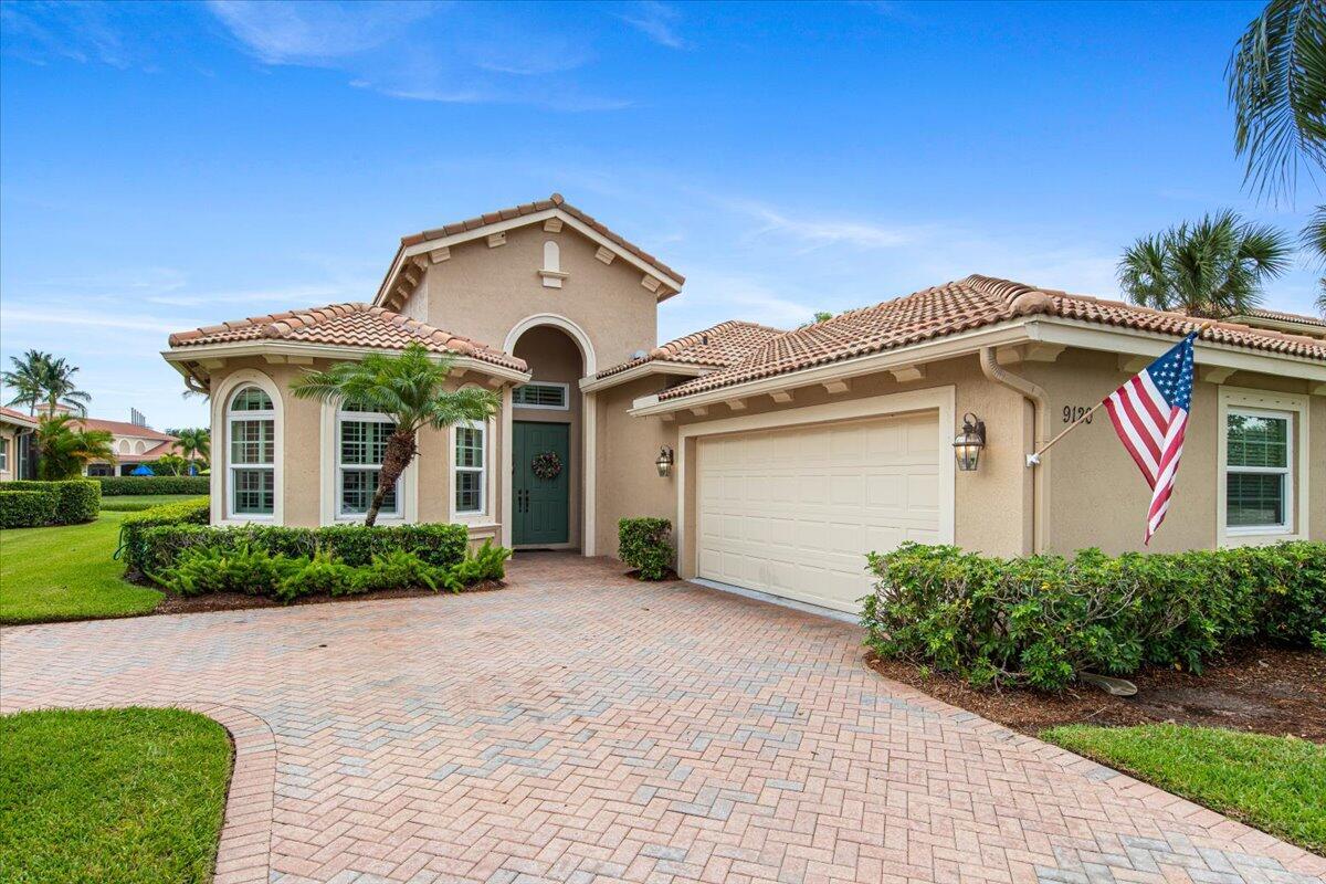 Champions Way, Port Saint Lucie, FL 34986