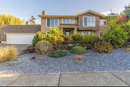 5675 Turner Rd, Nanaimo, BC, V9T5N8 | Card Image