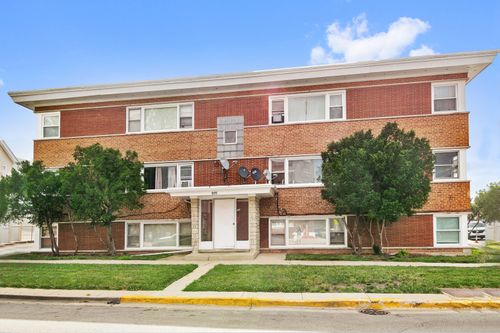 apt-1-805 N 22nd Ave, Melrose Park, IL, 60160-3643 | Card Image
