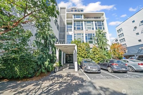 apt-106-1000 Union St, Seattle, WA, 98101-1945 | Card Image