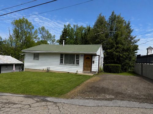 18 W Second Street, Fredericktown, OH, 43019 | Card Image