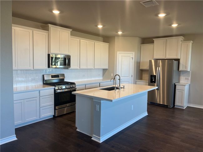 670 Pepperbark Loop, House other with 4 bedrooms, 3 bathrooms and null parking in Buda TX | Image 9