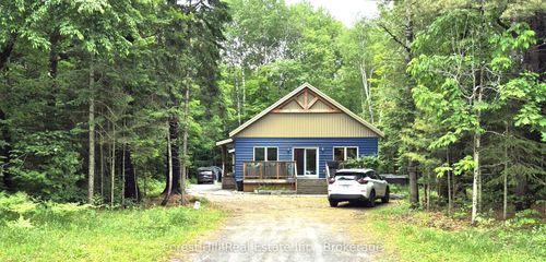 2776 Muskoka Rd 117 Road S, Lake of Bays, ON, P0B1A0 | Card Image