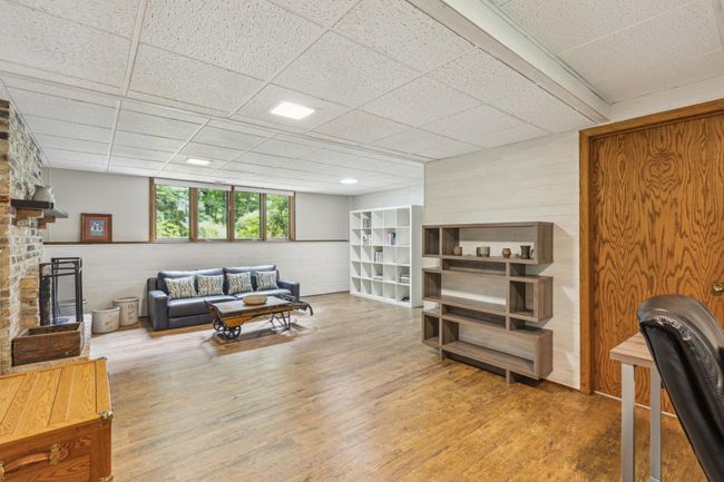 Lower Level | Image 19