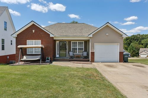 461 Berry Cir, Springfield, TN, 37172-5871 | Card Image