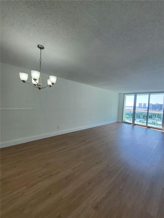 APT-923 - 19380 Collins Ave, Condo with 1 bedrooms, 1 bathrooms and null parking in Sunny Isles Beach FL | Image 4
