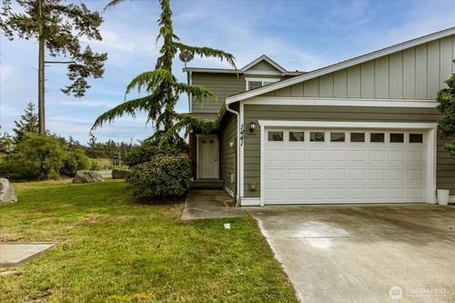 1441 Nw 5th Ave, Oak Harbor, WA, 98277-9294 | Card Image