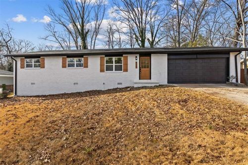 520 Stonewood Dr, Stone Mountain, GA, 30087-5652 | Card Image