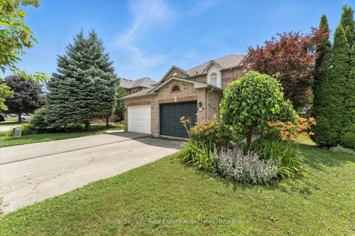 151 Mowat Cres, Georgetown, ON, L7G6A8 | Card Image
