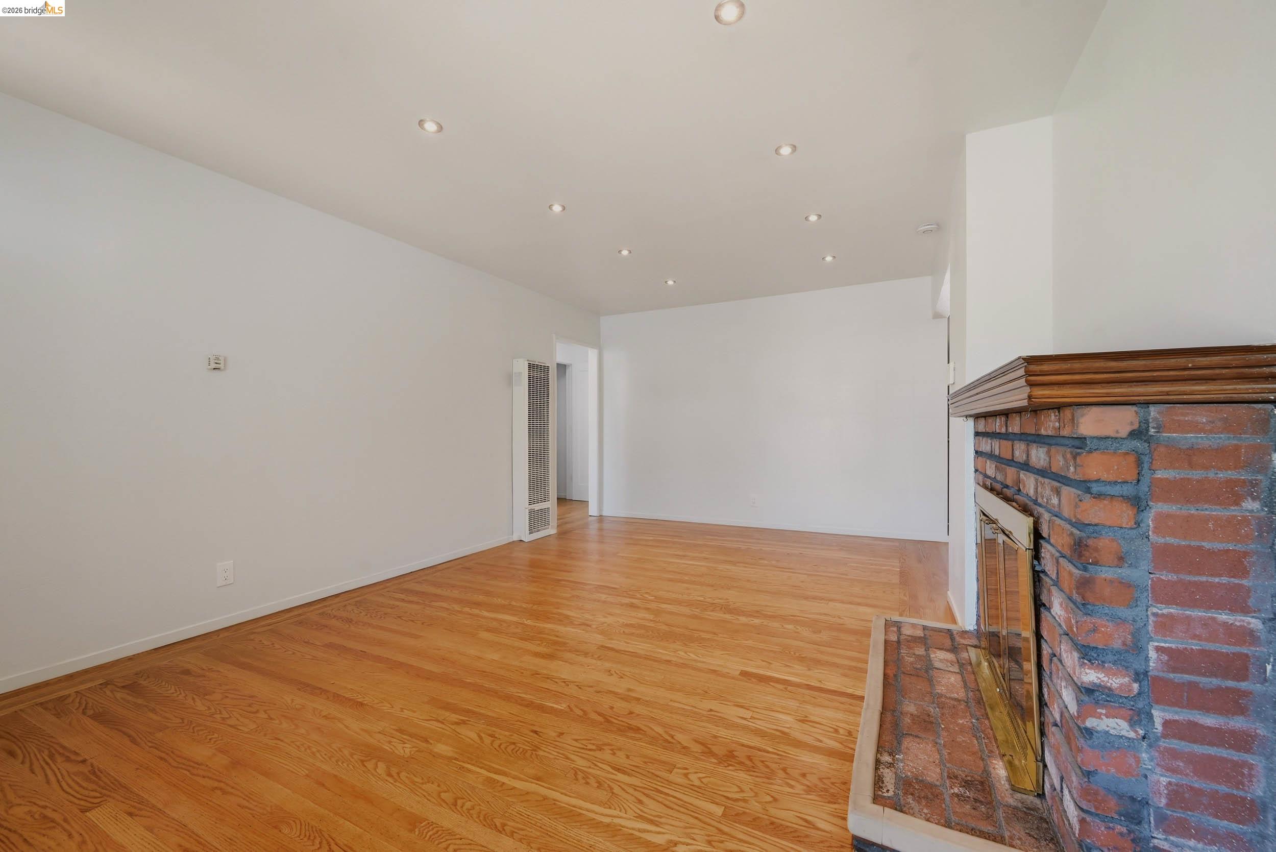 Residential in Hayward 5
