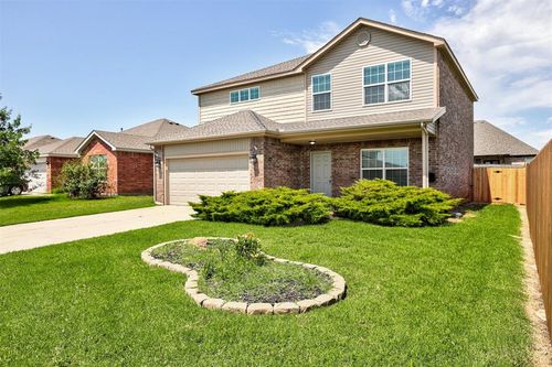 2937 Thompson Farm Ln, Yukon, OK, 73099-7965 | Card Image