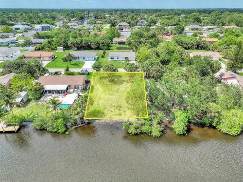 18422 Van Nuys Cir, PORT CHARLOTTE, FL, 33948-9572 | Card Image