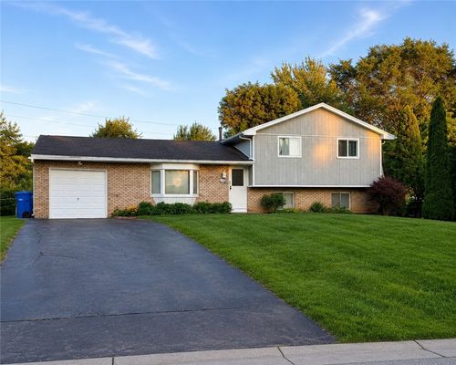 50 Kenwick Dr, Rochester, NY, 14623-3612 | Card Image