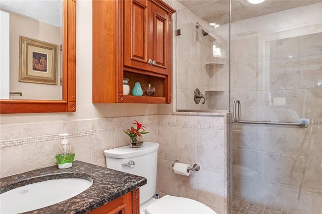 APT-405 - 200 Hoffman Ave, Condo with 2 bedrooms, 2 bathrooms and 2 parking in Cranston RI | Image 4