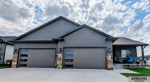 1045 N 107th St, Lincoln, NE, 68527-2515 | Card Image