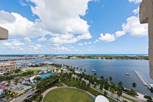 311-255 Evernia Street, West Palm Beach, FL, 33401 | Card Image