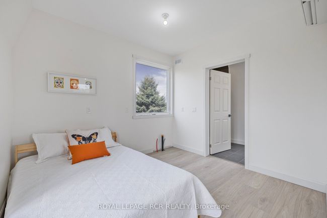 958375 7 Th Line E, House other with 4 bedrooms, 2 bathrooms and 8 parking in Mulmur ON | Image 35