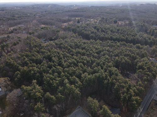 77 Electric Ave, Lunenburg, MA, 01462-2209 | Card Image