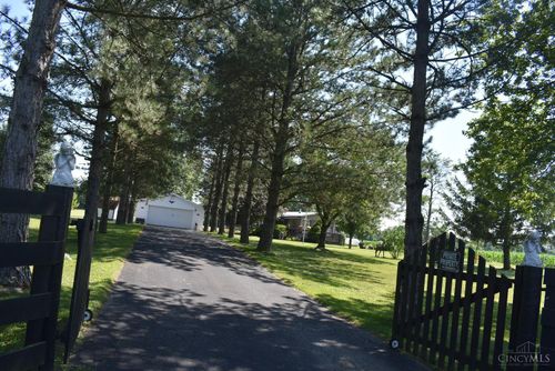 10823 Noble Rd, New Vienna, OH, 45159-9029 | Card Image