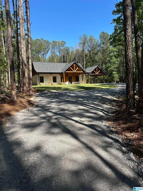 327 County Road 18, Roanoke, AL, 36274-5609 | Card Image