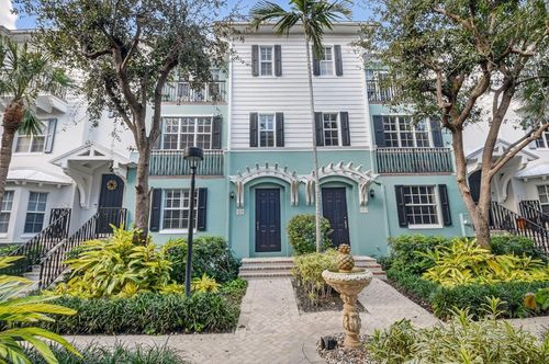 369 W Mallory Cir, Delray Beach, FL, 33483-5279 | Card Image