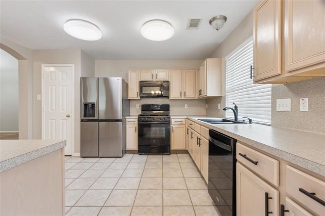 16306 Ancient Forest Dr, House other with 4 bedrooms, 2 bathrooms and 2 parking in Humble TX | Image 9
