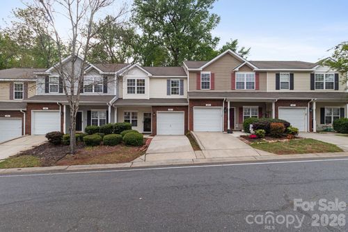 407 Delta Dr, Fort Mill, SC, 29715-6471 | Card Image