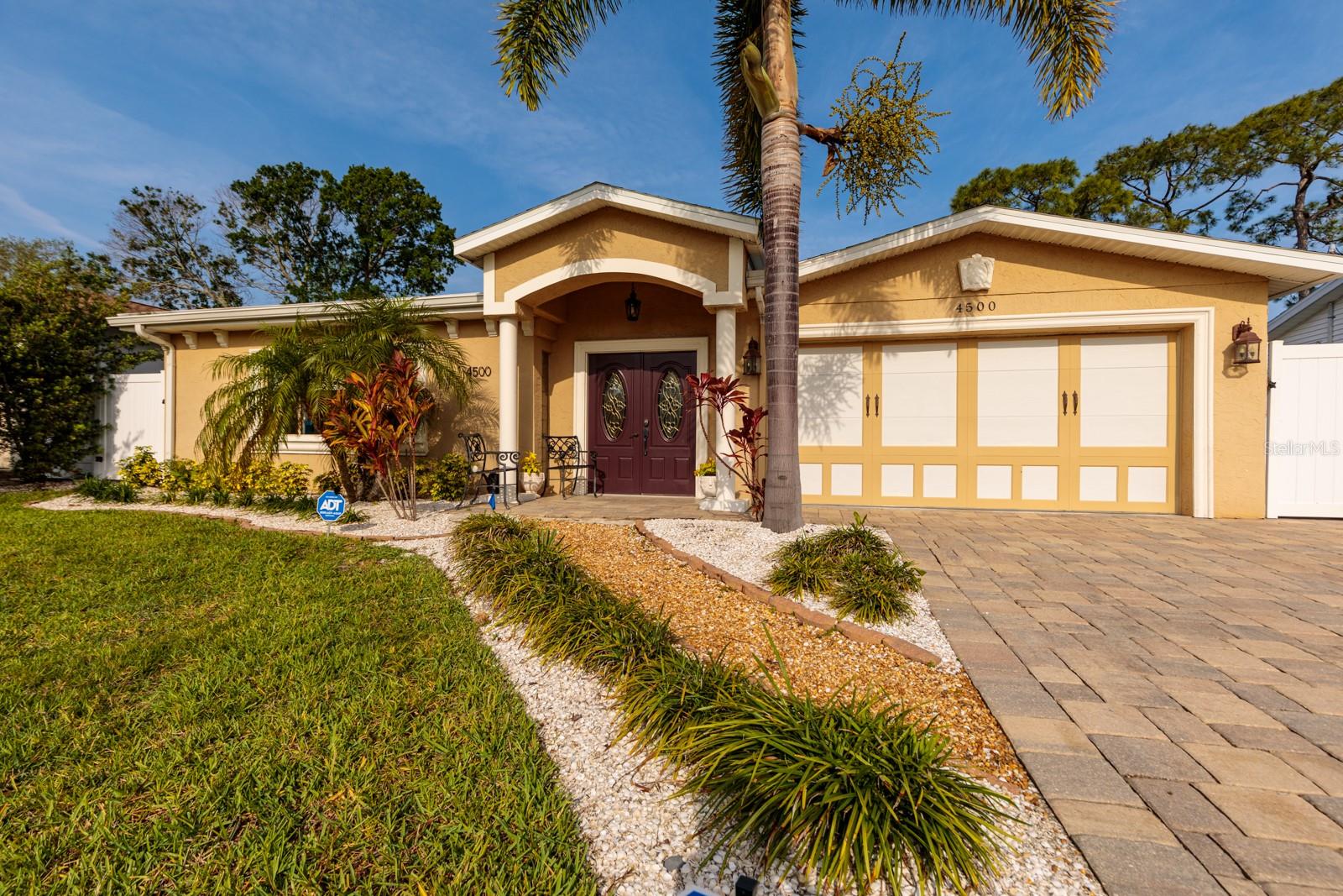 Helena St, Saint Petersburg, FL 33703