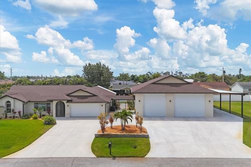 11101 Sandrift Ave, ENGLEWOOD, FL, 34224-6201 | Card Image