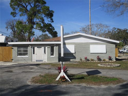 4911 Green Key Rd, New Port Richey, FL, 34652-2117 | Card Image
