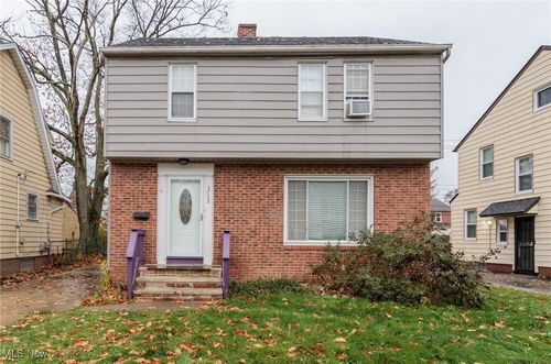 3742 E Antisdale Rd, South Euclid, OH, 44118-2328 | Card Image