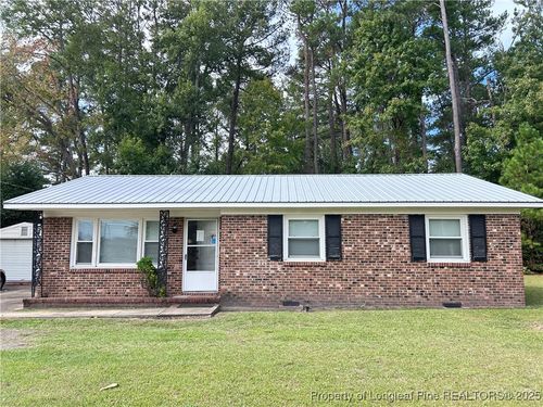 581 N Reilly Rd, Fayetteville, NC, 28303-2433 | Card Image