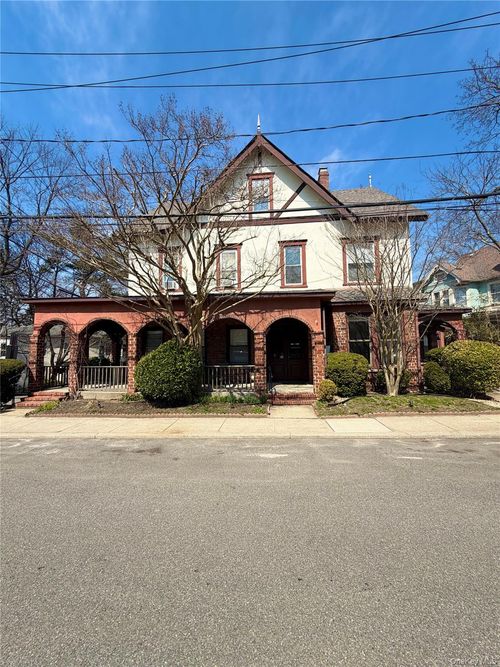 1-65 Summit Ave, Sea Cliff, NY, 11579-1120 | Card Image