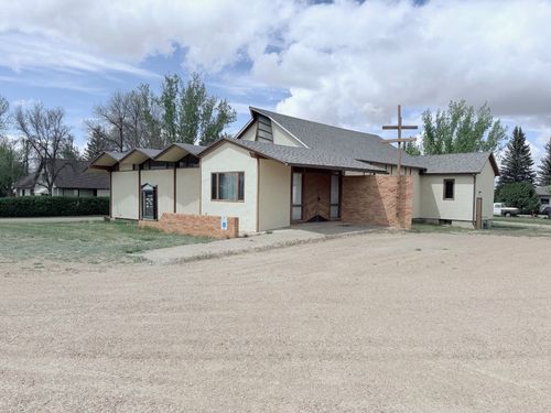 209 1st St, Hingham, MT, 59528-7710 | Card Image