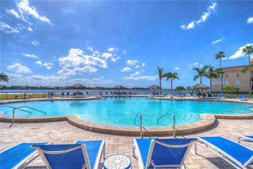 apt-807-5220 Brittany Dr S, ST PETERSBURG, FL, 33715-1537 | Card Image