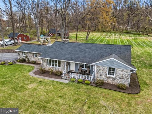 41 Porters Mill Rd, POTTSTOWN, PA, 19465-8245 | Card Image