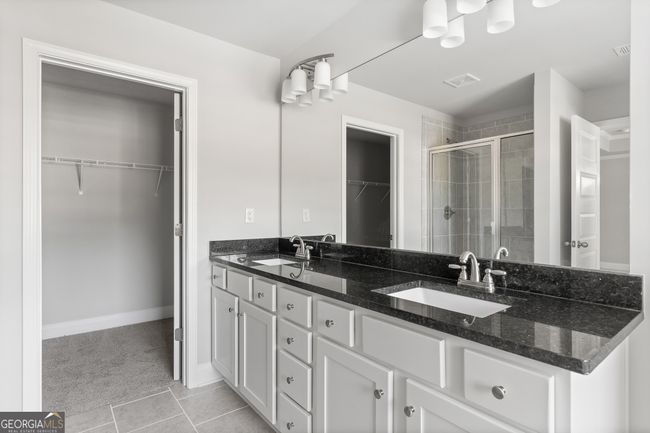 95 - 7244 Millbrae Walk, House other with 5 bedrooms, 3 bathrooms and 4 parking in Flowery Branch GA | Image 24